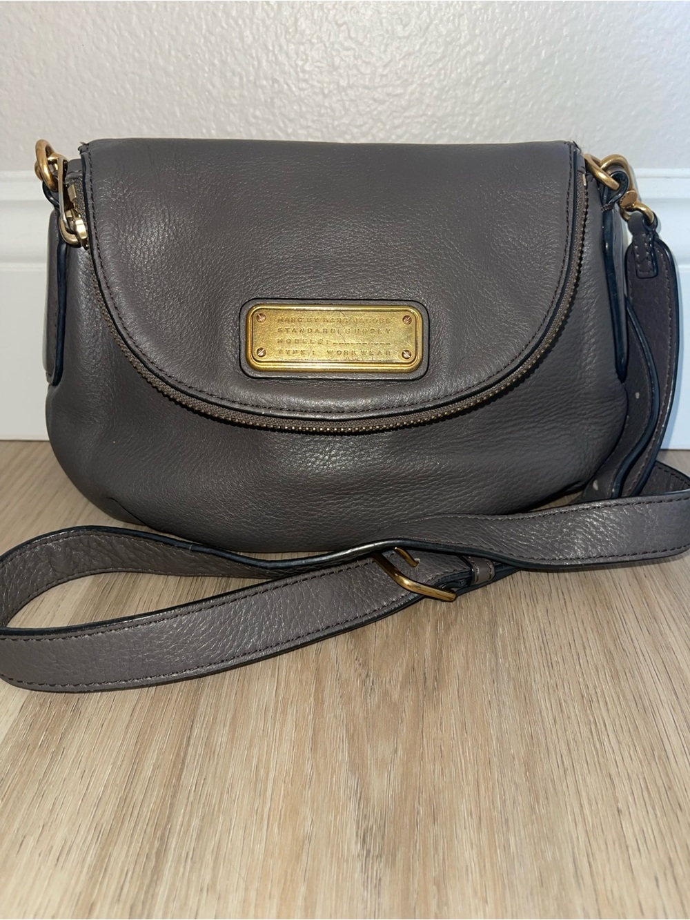 Marc by Marc Jacobs Classic Q Natasha Crossbody Bag - Gray Pebbled Leather